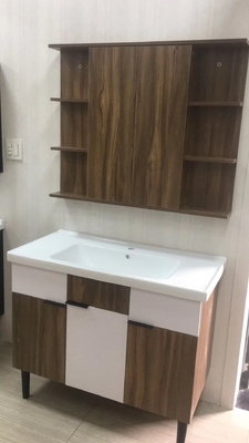 Espejo montado ejecución contemporánea del piso de las vanidades de los muebles del cuarto de baño invisible